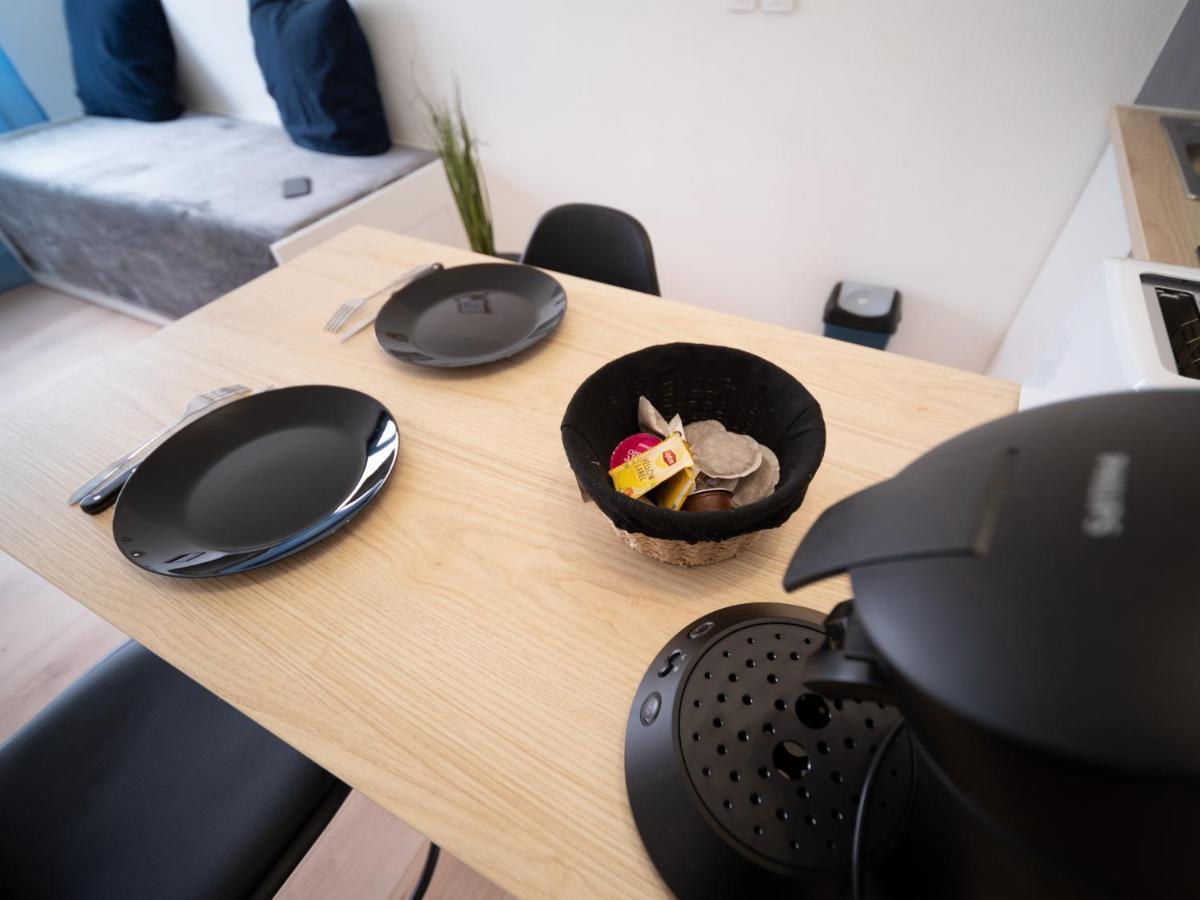 Appartement Climatise Avec Parking A 6Min A Pied De La Gare St Charles Marseille Exterior photo