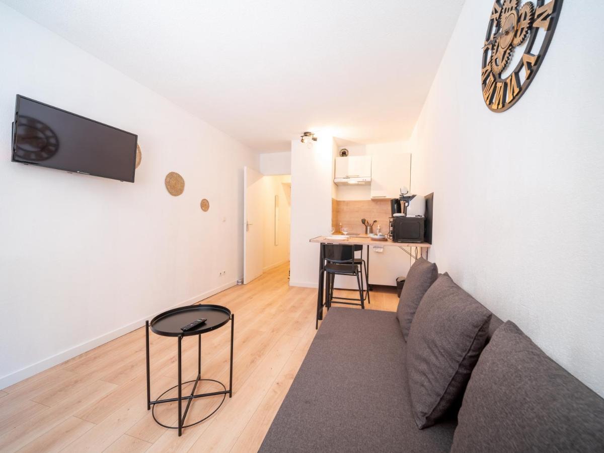 Appartement Climatise Avec Parking A 6Min A Pied De La Gare St Charles Marseille Exterior photo