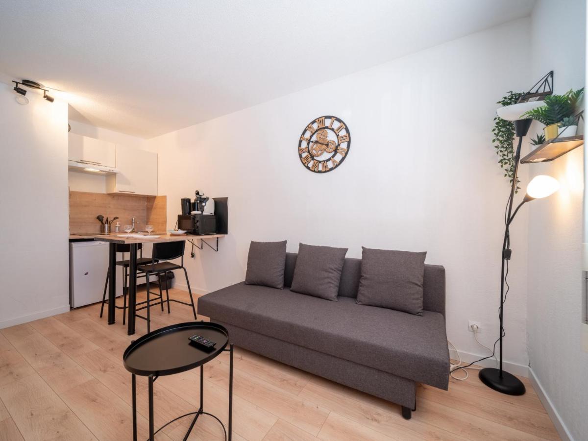 Appartement Climatise Avec Parking A 6Min A Pied De La Gare St Charles Marseille Exterior photo