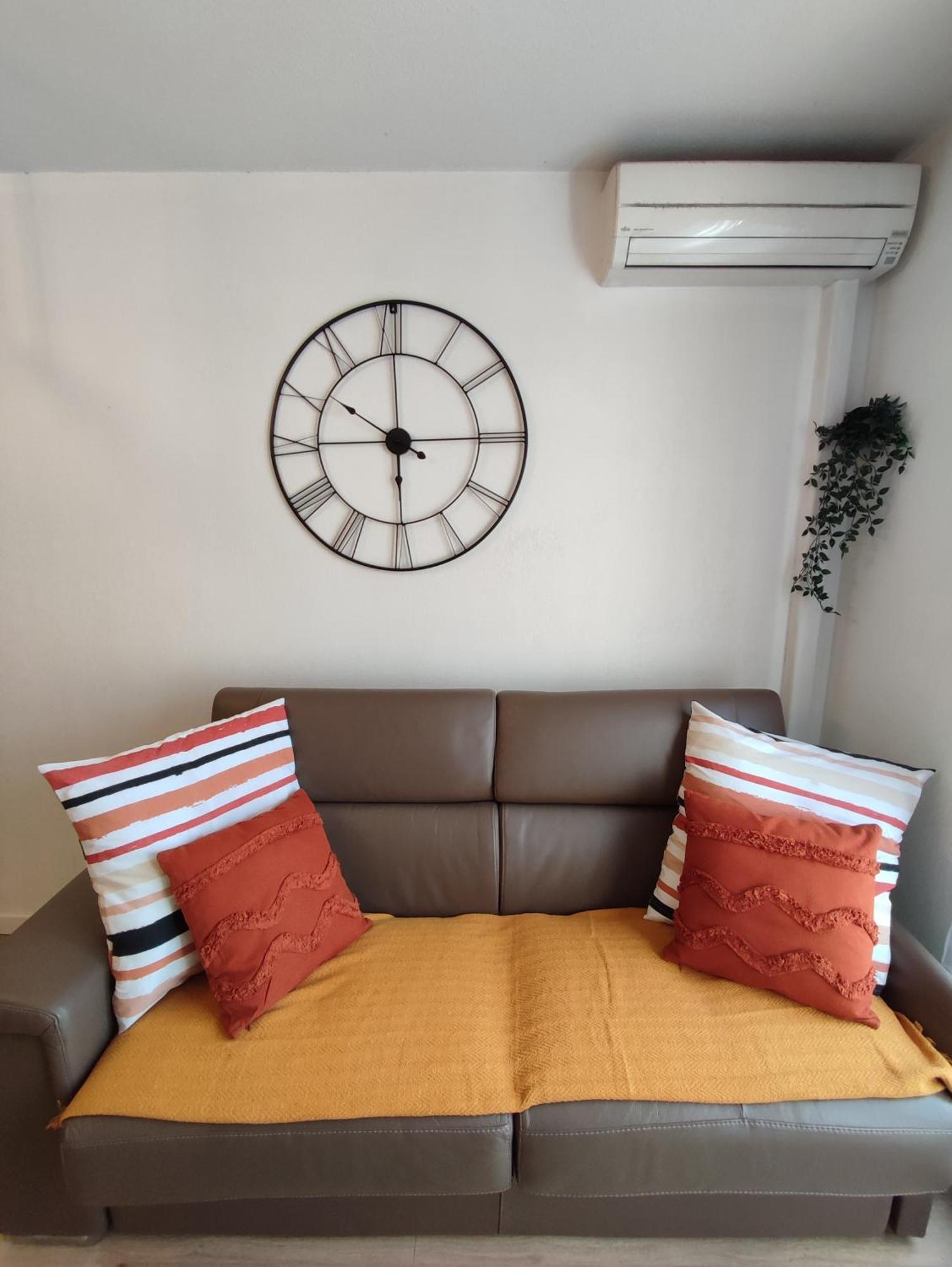 Appartement Climatise Avec Parking A 6Min A Pied De La Gare St Charles Marseille Exterior photo