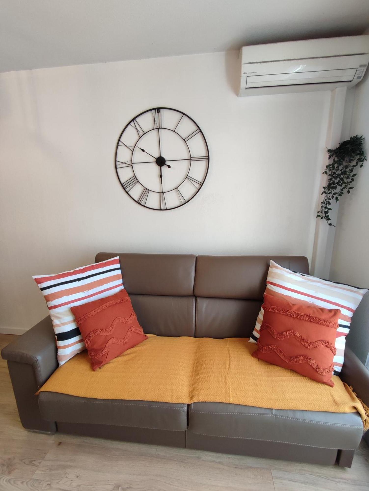 Appartement Climatise Avec Parking A 6Min A Pied De La Gare St Charles Marseille Exterior photo